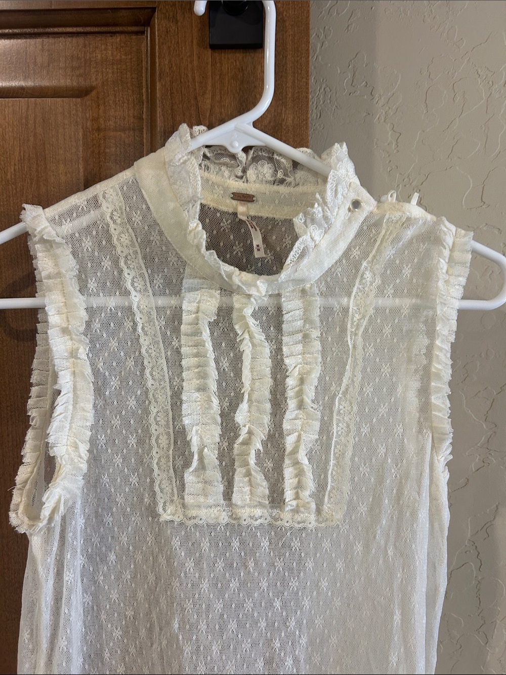 Free People Ivory Lace Ruffle Sleeveless Top